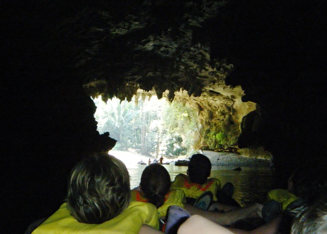 Cave-Tubing